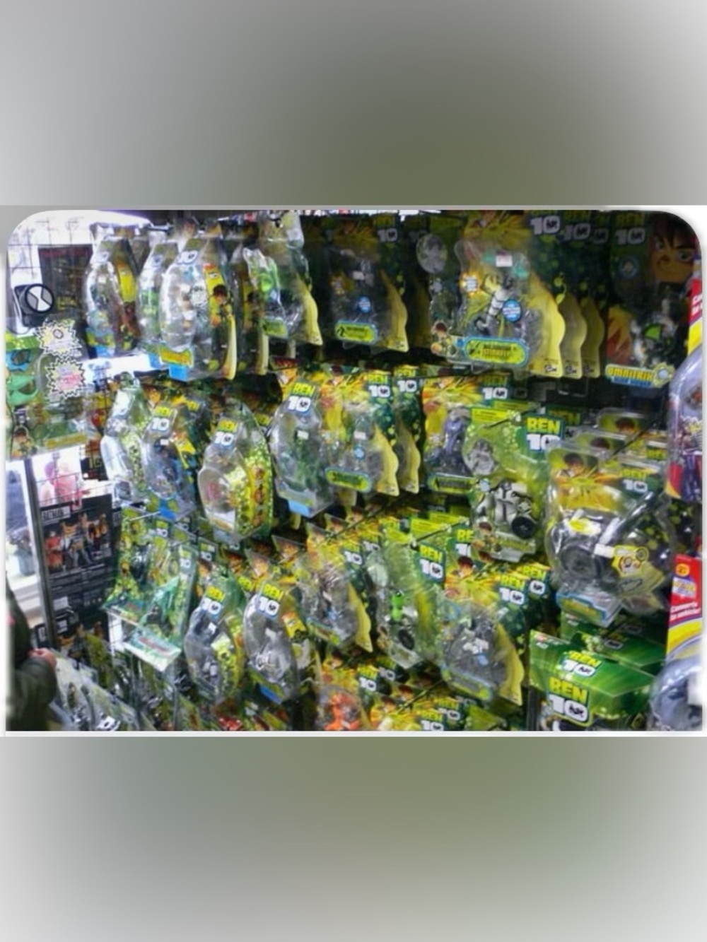 Ben 10 Action Figure Pack Bandai